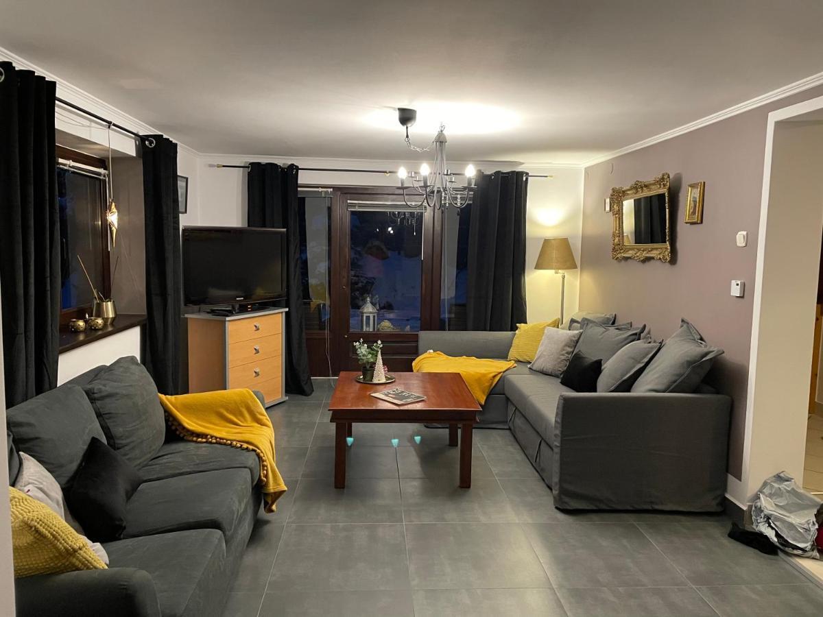 Apartamenty I Pokoje U Staszelow ポロニン エクステリア 写真