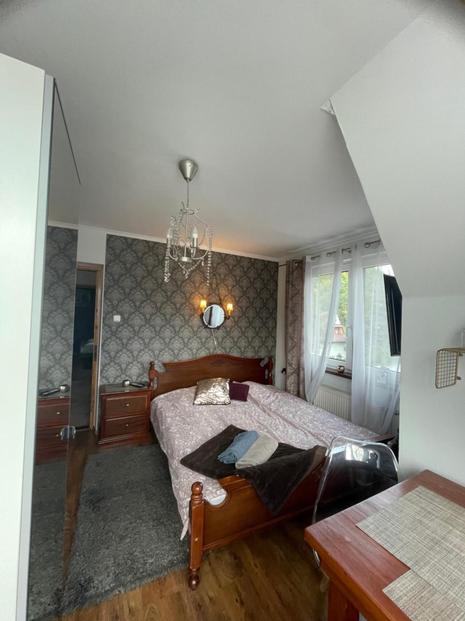 Apartamenty I Pokoje U Staszelow ポロニン エクステリア 写真