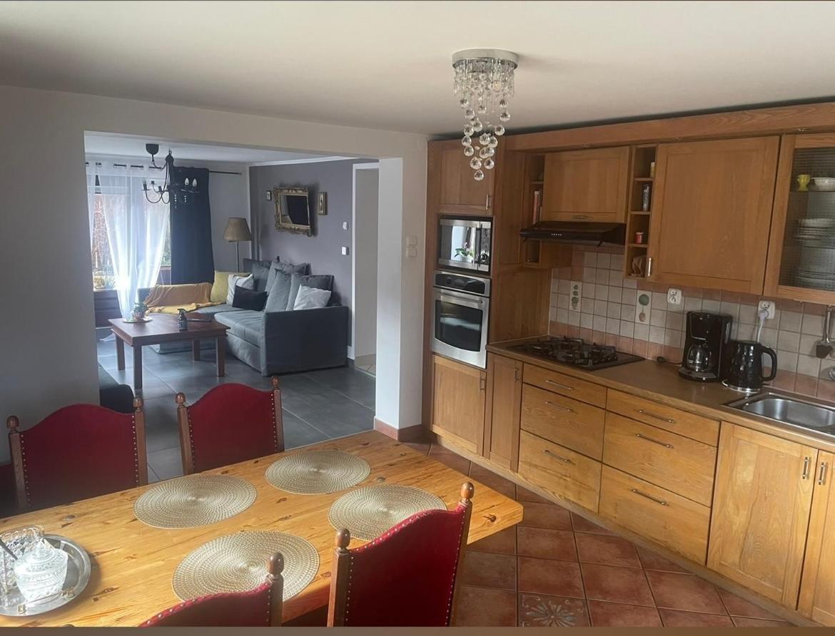 Apartamenty I Pokoje U Staszelow ポロニン エクステリア 写真