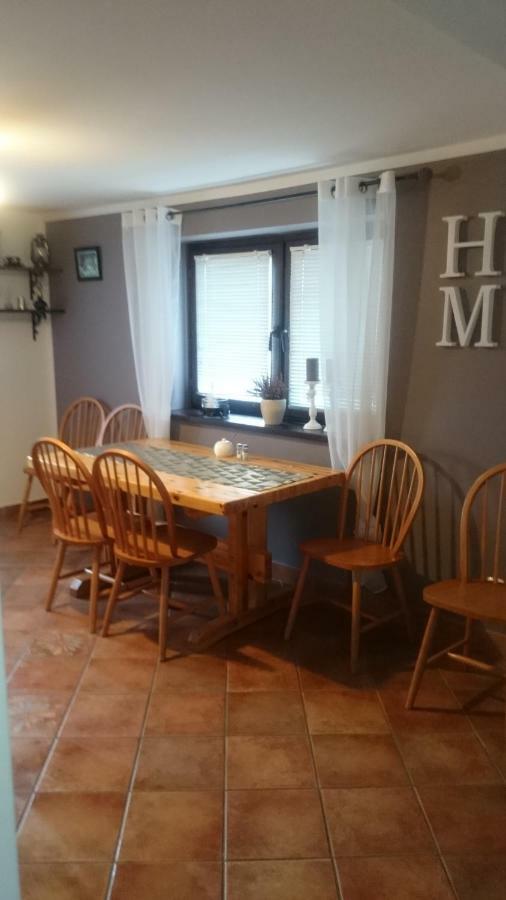 Apartamenty I Pokoje U Staszelow ポロニン エクステリア 写真