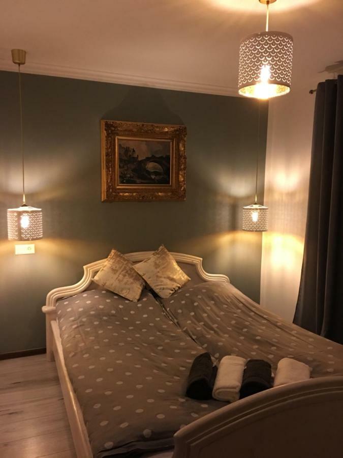 Apartamenty I Pokoje U Staszelow ポロニン エクステリア 写真